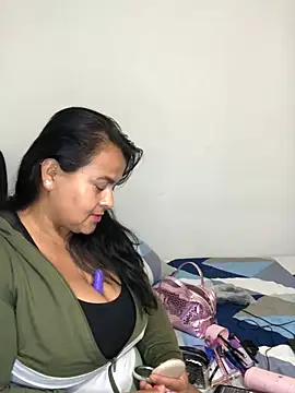 SayMarLuna online show from 03.26.26