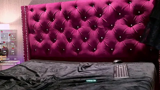 Shelly bat online show from 04.21.26