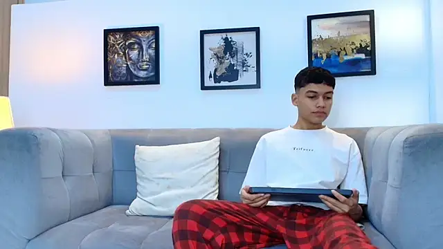 HORNY PRETTY online show from 04.07.26