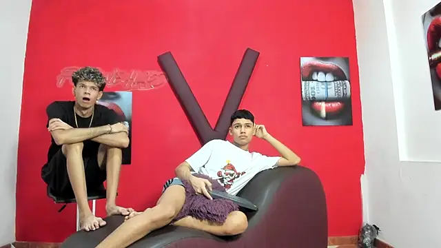Snapshot of HORNY_PRETTY chatting on 05.09.26 HORNY PRETTY online show from 05.09.26