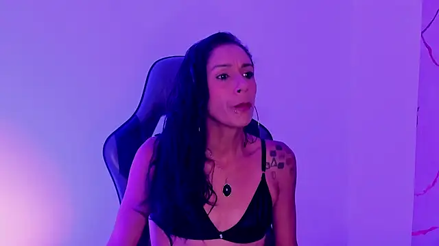 Maya Storm  online show from 01.17.26