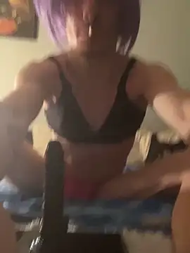 Snapshot of CHARLYfeet chatting on 12.13.25 CHARLYfeet online show from 12.13.25