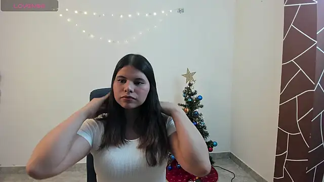 Snapshot of Naomi-Blaze chatting on 12.15.25 Naomi-Blaze online show from 12.15.25