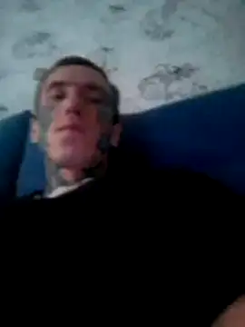 Snapshot of VERLIEBER11 chatting on 12.17.25 VERLIEBER11 online show from 12.17.25