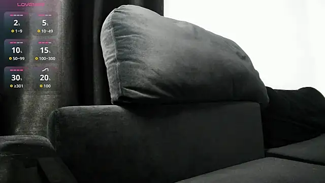 Snapshot of evelynvlove chatting on 01.10.26 evelynvlove online show from 01.10.26