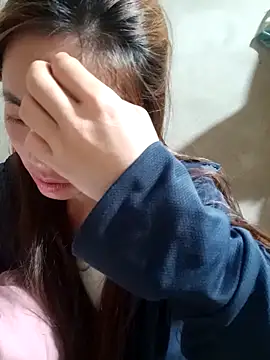 little-effy online show from 04.18.26