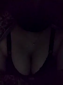 nosrat014 online show from 12.18.25