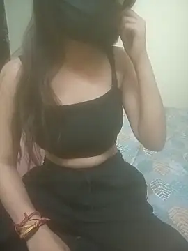 Delhikidevi online show from 02.25.26