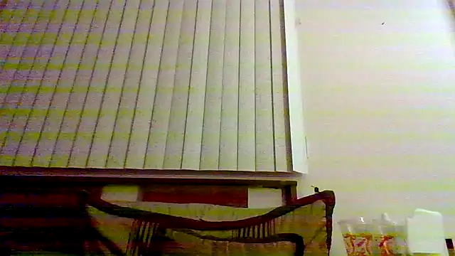 Snapshot of jennyxoxo22 chatting on 12.14.25 jennyxoxo22 online show from 12.14.25