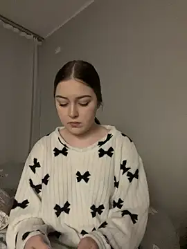 Snapshot of Yaseniya_ chatting on 02.08.26 Yaseniya online show from 02.08.26