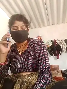 Snapshot of Aaisha_01 chatting on 04.08.26 Aaisha 01 online show from 04.08.26