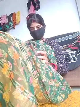 Snapshot of Aaisha_01 chatting on 07.21.26 Aaisha 01 online show from 07.21.26