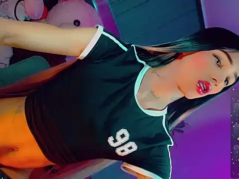 agathaferrer3 online show from 03.13.26