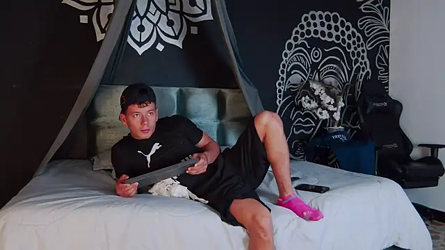 MagnusKnight  online show from 01.13.26