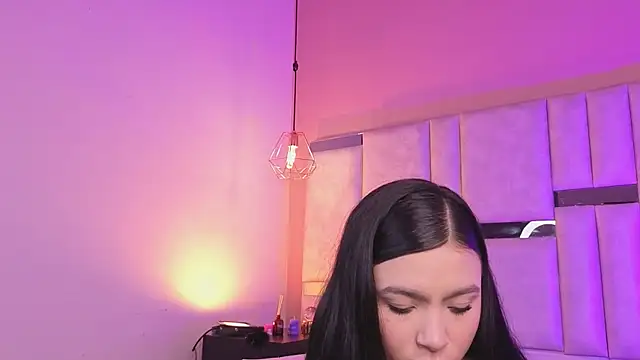 kylie river online show from 05.23.26