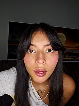 SweetiePixie online show from 12.19.25