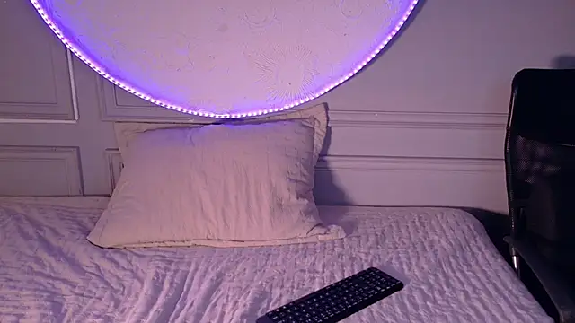 Cheerbaby  online show from 03.04.26