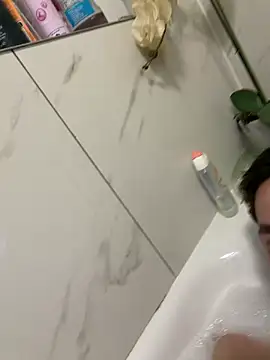 Juliann69Ramiro online show from 02.21.26