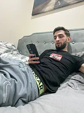 Juliann69Ramiro online show from 02.24.26