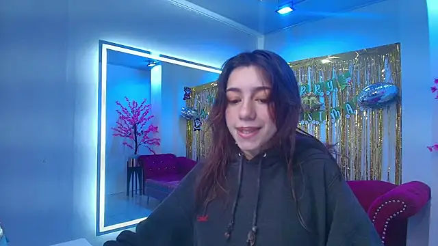 Isabell smiith online show from 12.14.25