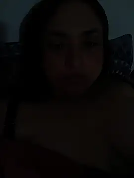 Snapshot of laura395 chatting on 12.15.25 laura395 online show from 12.15.25