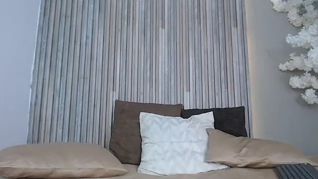 SmoothAlpha  online show from 12.18.25