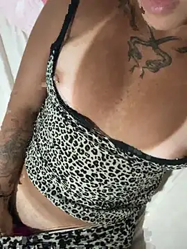 bellaXfuego online show from 01.17.26