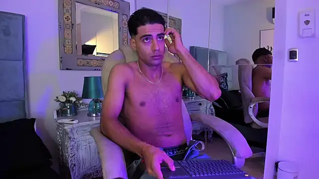 Snapshot of Lincon_Casttan chatting on 12.16.25 Lincon Casttan online show from 12.16.25