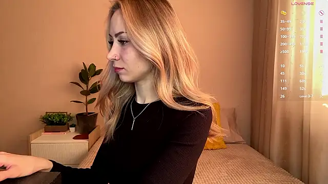 sun under skyy online show from 02.04.26