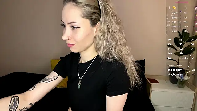 sun under skyy online show from 02.20.26