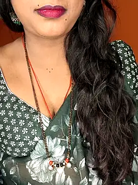 Snapshot of Rachu_love chatting on 05.22.26 Rachu love online show from 05.22.26