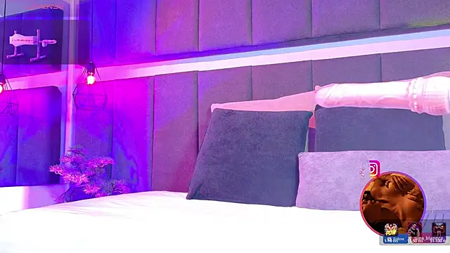 luna blannco online show from 03.24.26