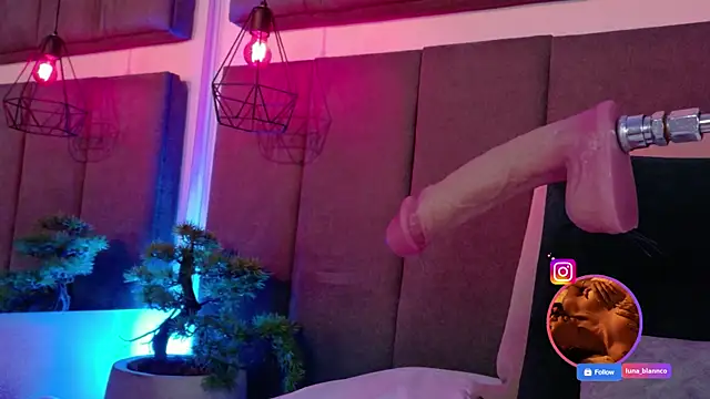 luna blannco online show from 06.25.26