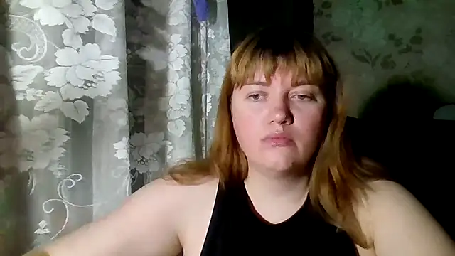 Snapshot of swett_girll chatting on 12.16.25 swett girll online show from 12.16.25