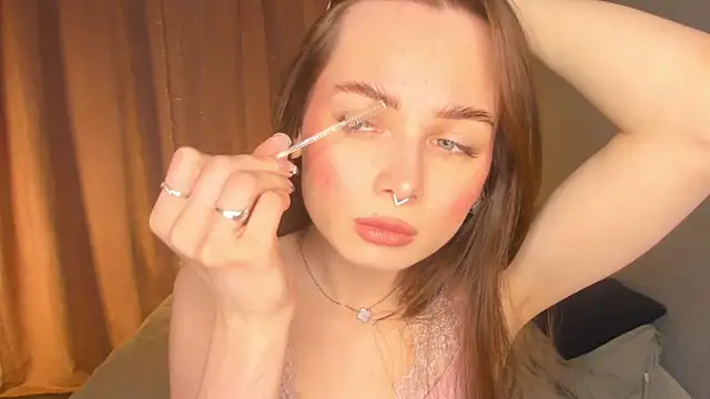 YvonneRobes online show from 04.18.26