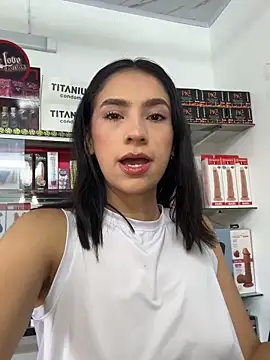 lunaluxury22 online show from 03.18.26