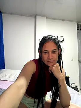 Snapshot of Katia_Lina chatting on 12.16.25 Katia Lina online show from 12.16.25