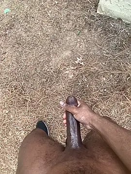 Snapshot of PublicBbc chatting on 04.14.26 PublicBbc online show from 04.14.26