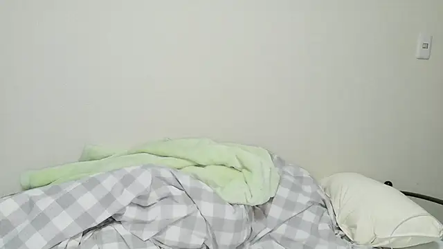 Snapshot of meromerona chatting on 02.27.26 meromerona online show from 02.27.26