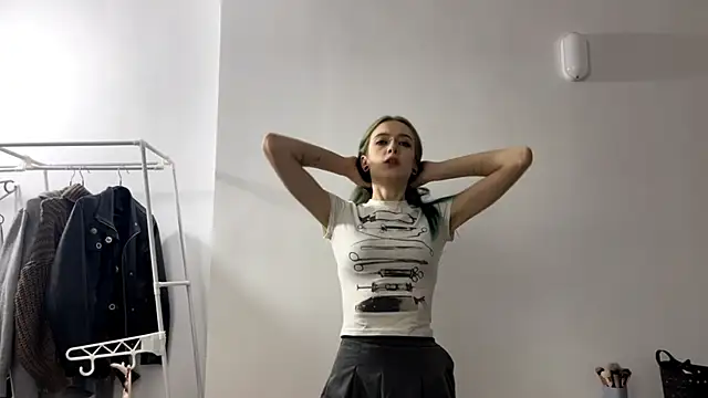 MerIeBremmer online show from 12.16.25