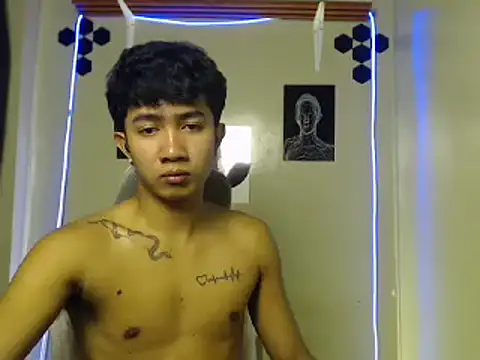 Snapshot of Ur_hottestjonny chatting on 07.16.26 Ur hottestjonny online show from 07.16.26