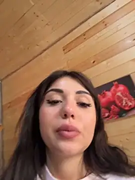 SilkyMira online show from 04.18.26