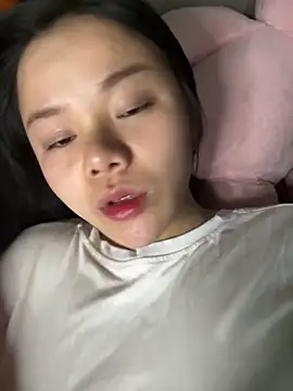 leo-kitty online show from 12.22.25