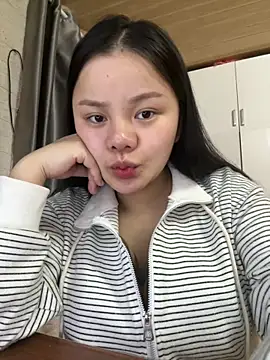 leo-kitty online show from 02.25.26