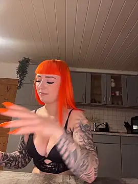 Snapshot of ScarletVixenLive chatting on 02.01.26 ScarletVixenLive online show from 02.01.26