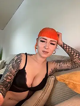 Snapshot of ScarletVixenLive chatting on 02.19.26 ScarletVixenLive online show from 02.19.26