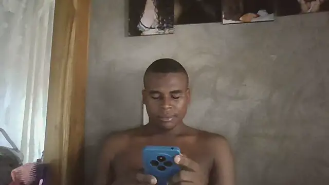 Snapshot of Riky1616- chatting on 12.14.25 Riky1616- online show from 12.14.25