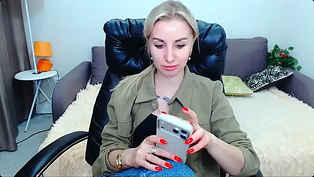 Hanna--Sweet online show from 02.08.26