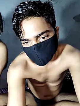 Snapshot of realcouple71 chatting on 02.03.26 realcouple71 online show from 02.03.26