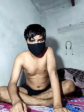 Snapshot of realcouple71 chatting on 02.10.26 realcouple71 online show from 02.10.26